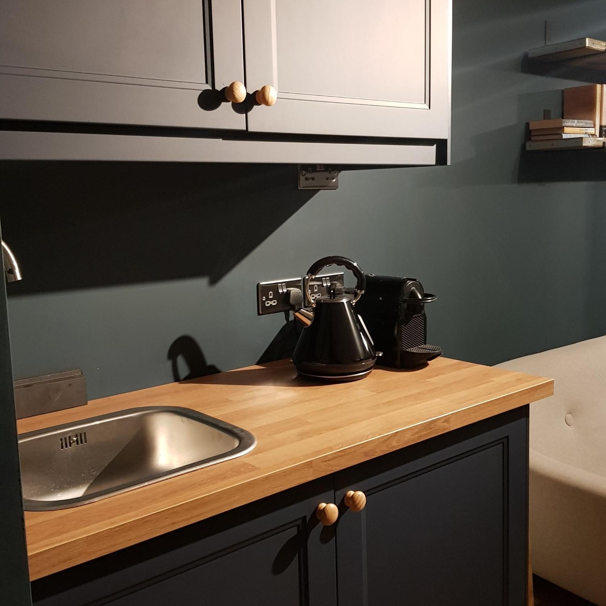 Modern 1-Bed Apartment, Plus Parking, Near Oxford And The Jr Extérieur photo
