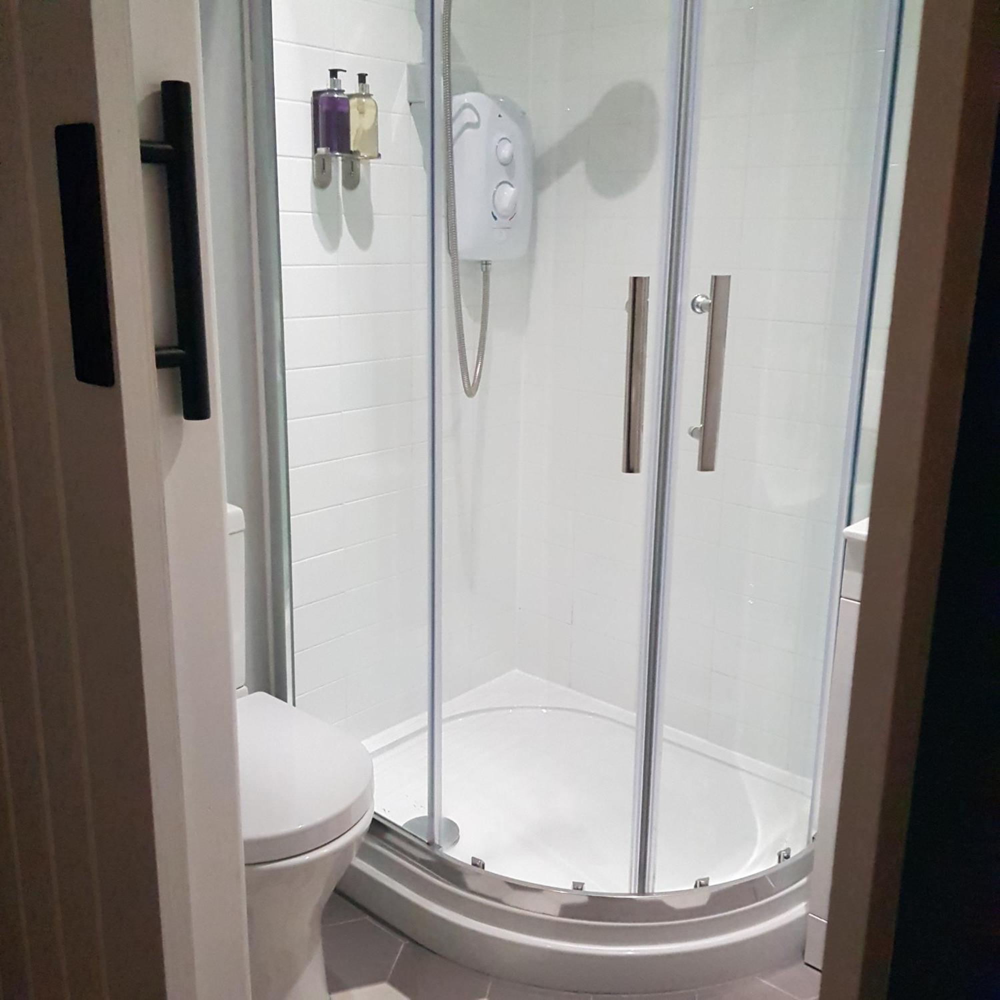 Modern 1-Bed Apartment, Plus Parking, Near Oxford And The Jr Extérieur photo